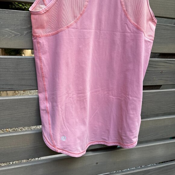 Lululemon Lightweight Sculpt Tank Top II in Pink Coral, Size 4 Mesh Back - Picture 3 of 3
